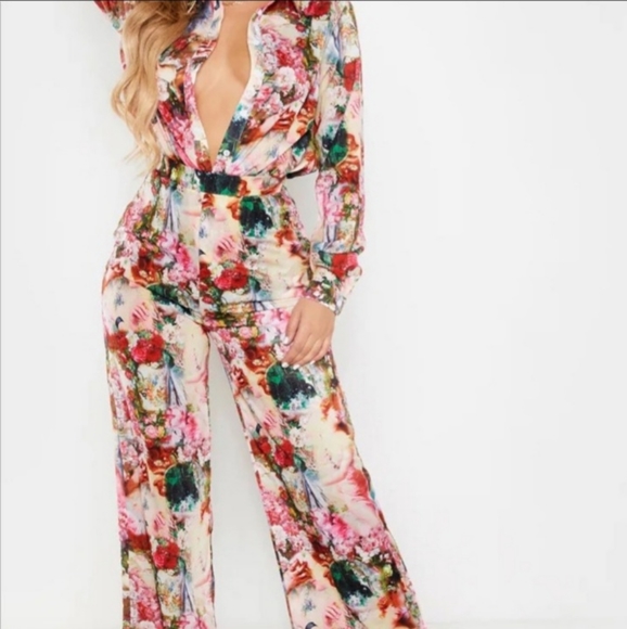 Femme Renaissance Rose Print Wide Leg Pants - Picture 2 of 6